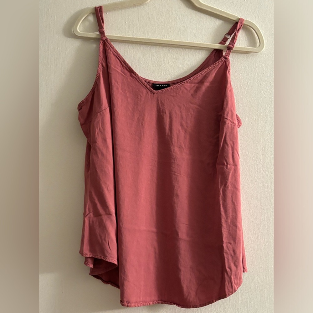 Torrid size 2 tank top